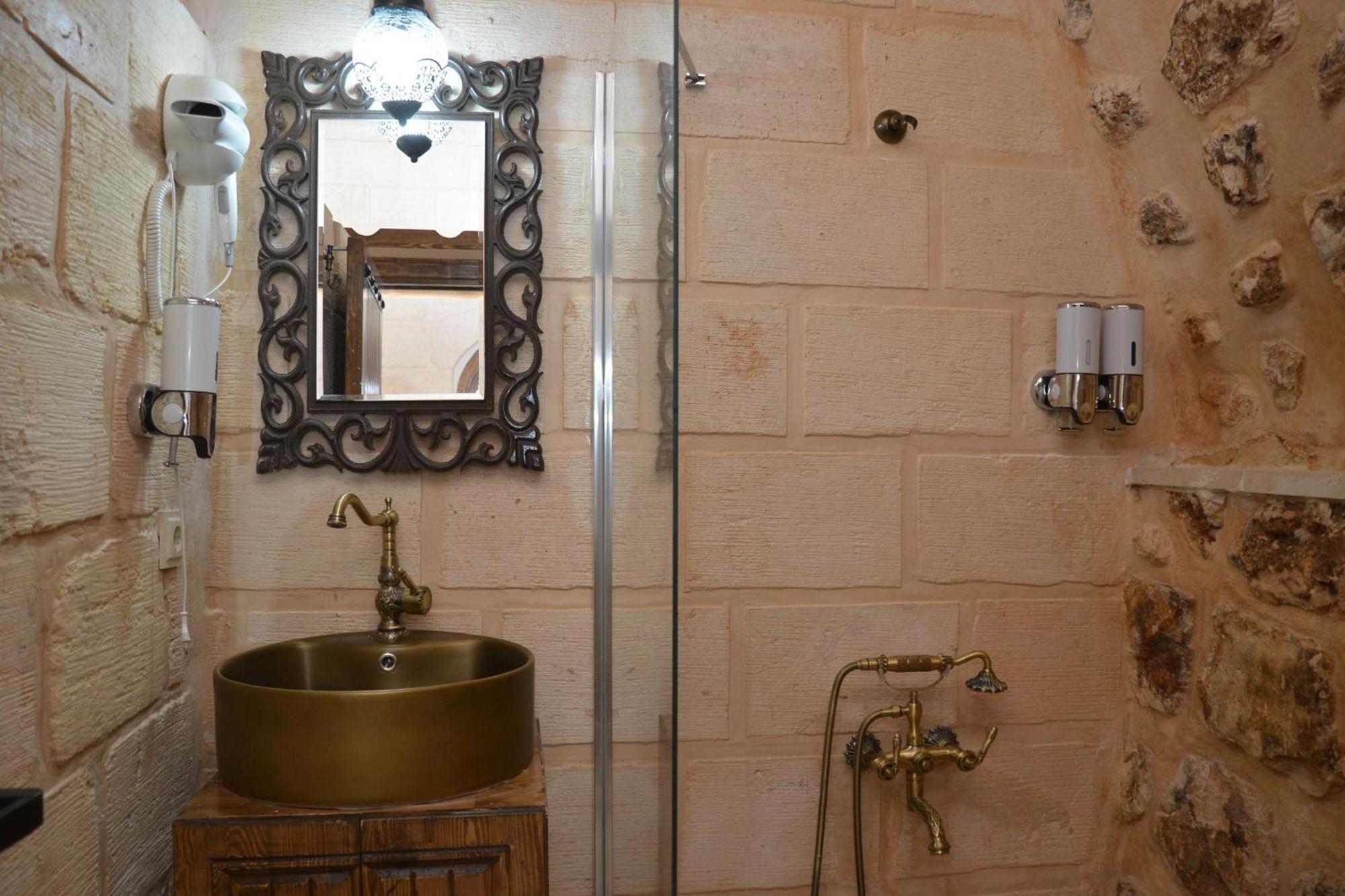 Mehmet Bey Konagi Butik Otel Midyat Exterior foto